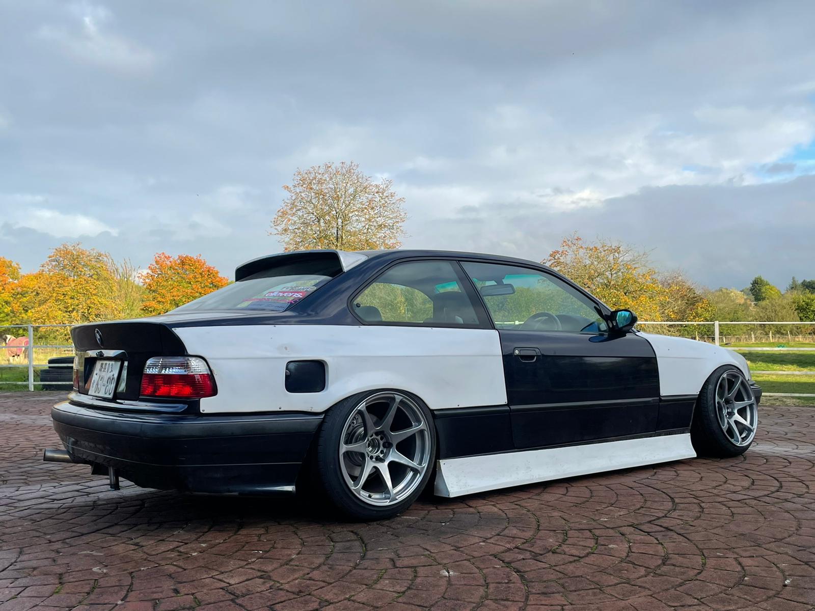 Fibre-Factory BMW E36 Coupe/Convertible Overfenders