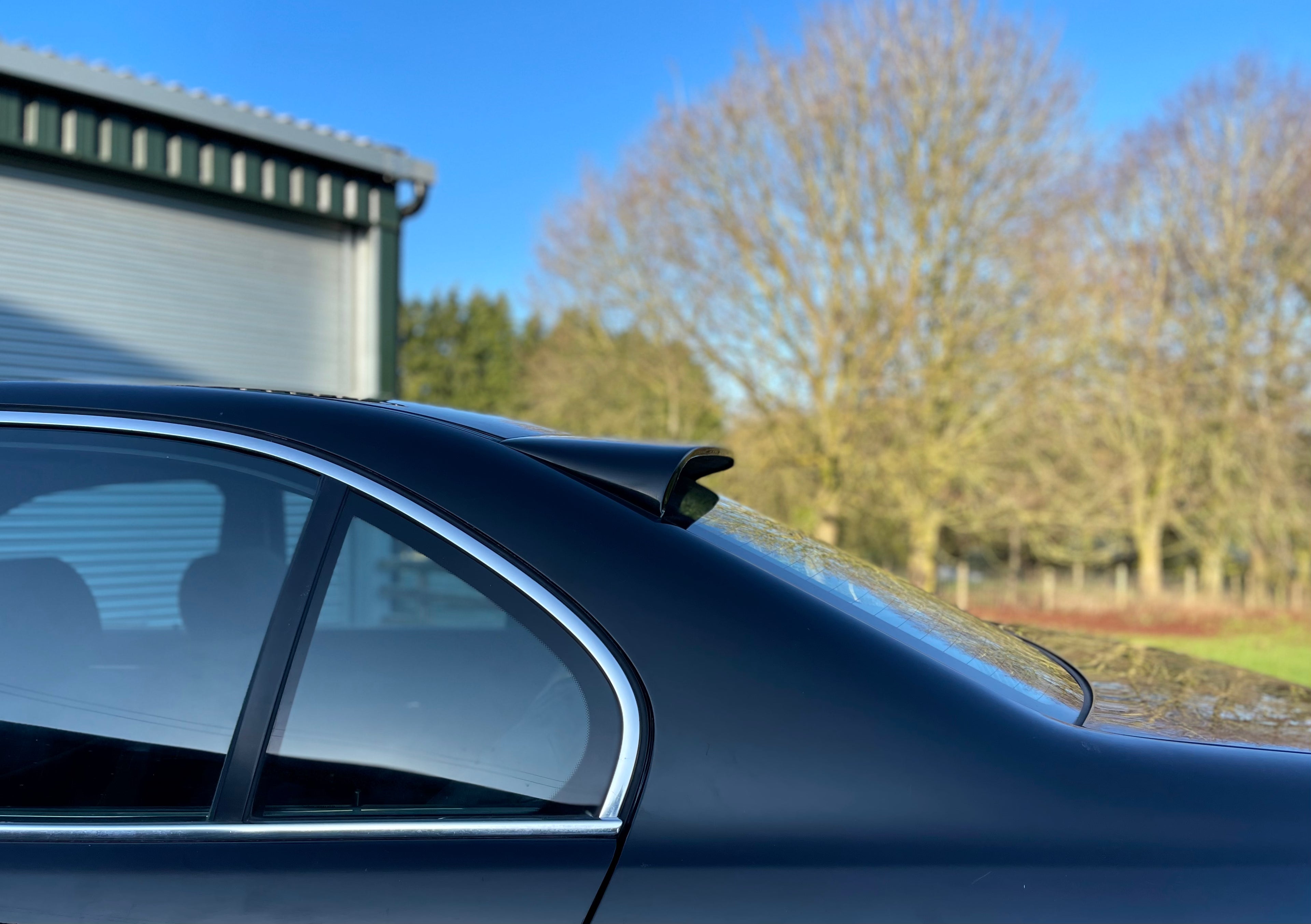 BMW E39 Saloon/Sedan Roof Spoiler