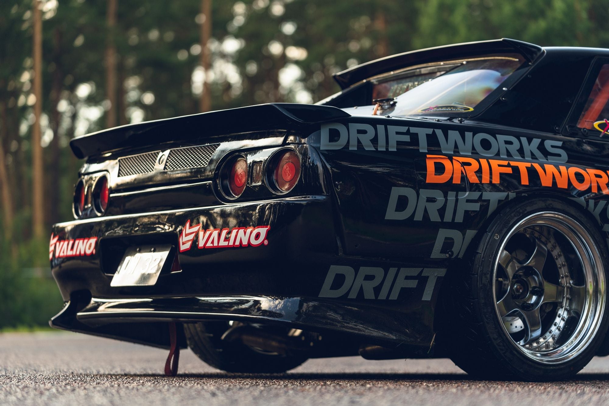 HM SPORTS R32 Boot Spoiler