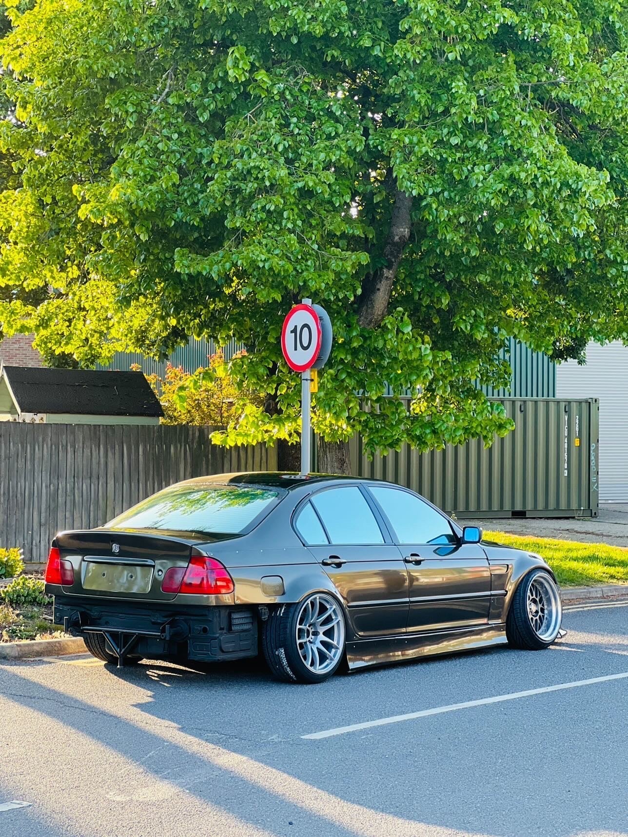 BMW E46 Saloon/Sedan Rear Overfenders