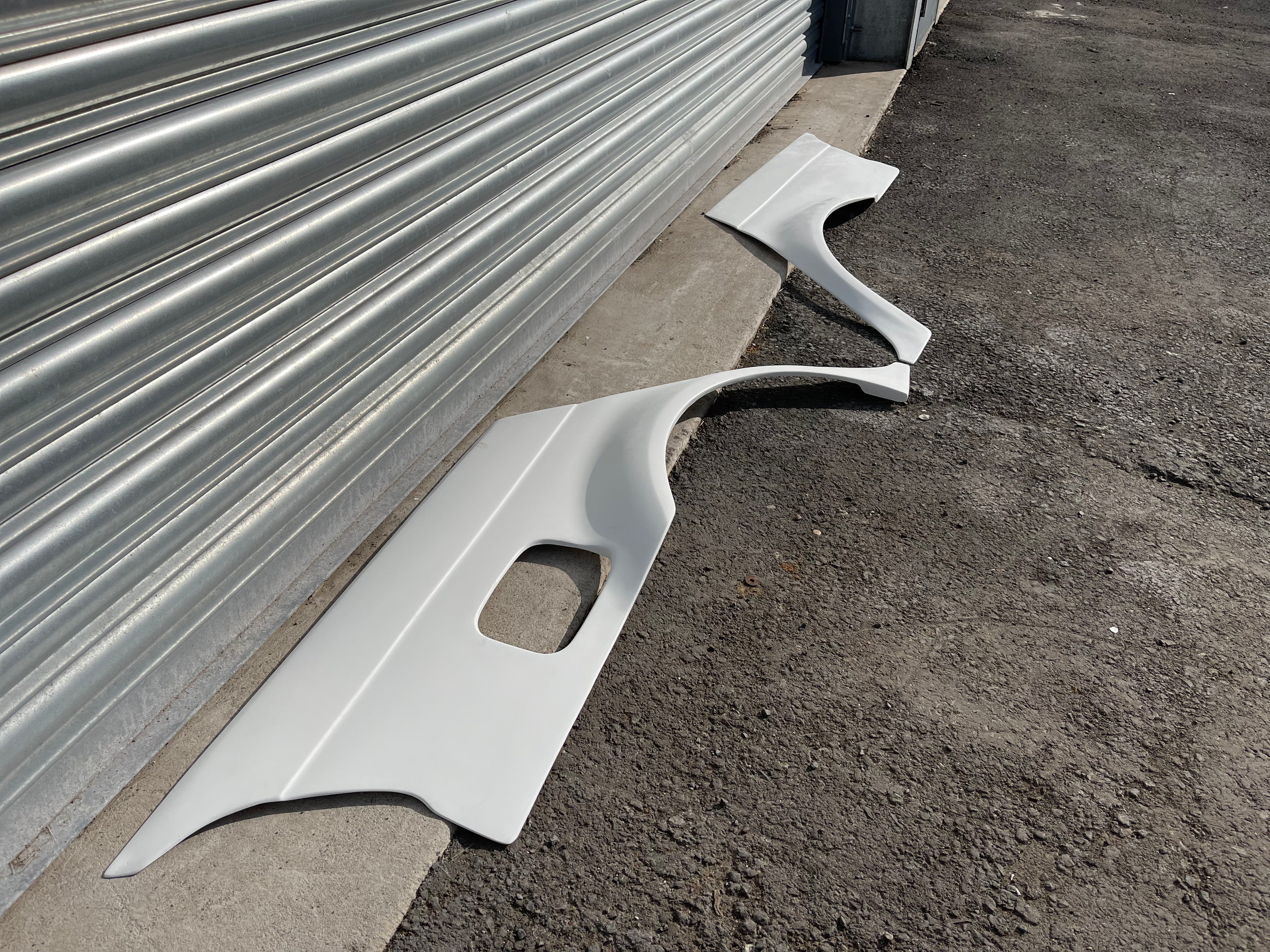 BMW E46 Saloon/Sedan Rear Overfenders