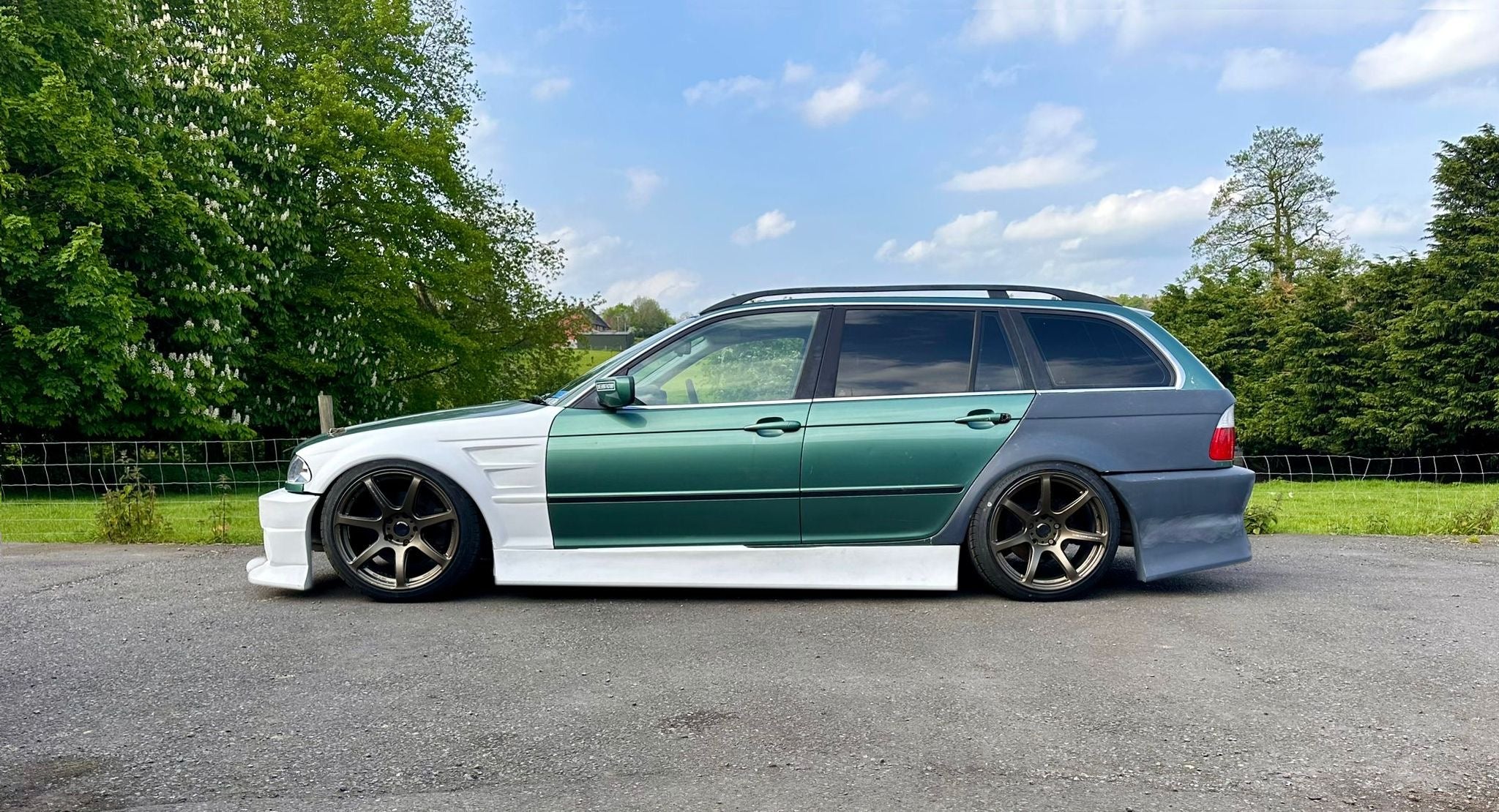 BMW E46 Touring Rear Overfenders – HM Sports Aero